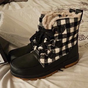 Plaid Cold Weather Bootie (WW) Size 13 NEW IN BOX!